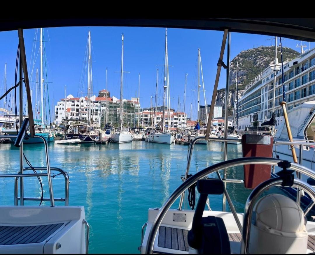 Luxury Yacht Stay "White Dove" Sleeps 6 Gibraltar Eksteriør bilde