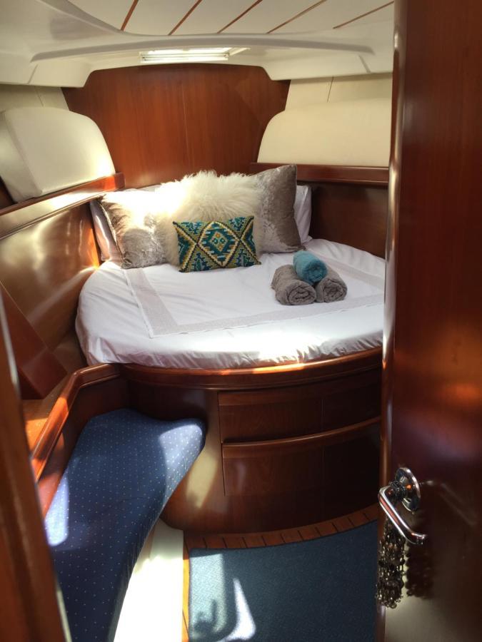 Luxury Yacht Stay "White Dove" Sleeps 6 Gibraltar Eksteriør bilde